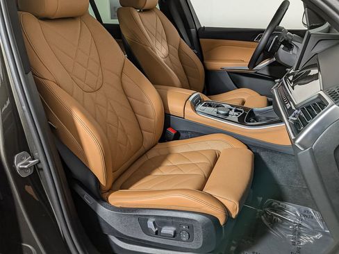 Certified 2024 BMW X5 xDrive40i w/ Premium Package image 26