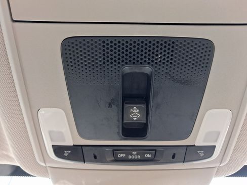 Used 2025 Honda CR-V EX-L image 30