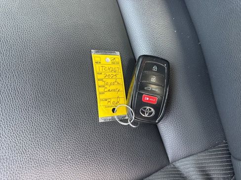 Used 2025 Toyota Camry SE FWD image 34