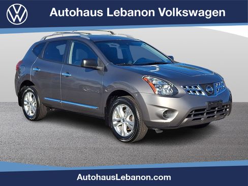 Used 2015 Nissan Rogue S w/ Convenience Package AWD/4WD image 1