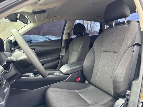 Used 2025 Honda Accord LX image 14