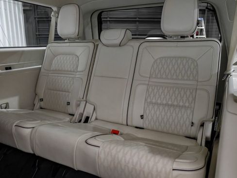 Used 2021 Lincoln Navigator L Black Label w/ Cargo Convenience Package image 42