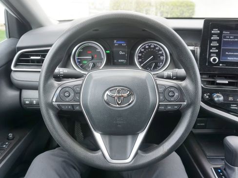 Used 2023 Toyota Camry LE FWD image 3