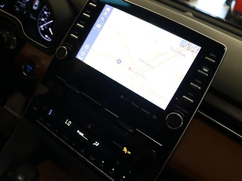 Used 2021 Toyota Avalon Limited w/ Advanced Safety Package FWD image 25