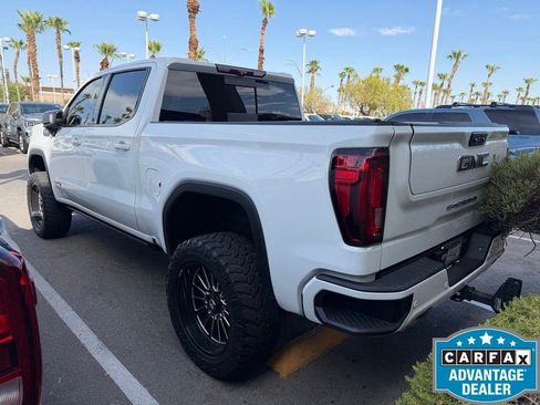 Used 2022 GMC Sierra 1500 AT4 w/ AT4 Premium Package AWD/4WD image 3