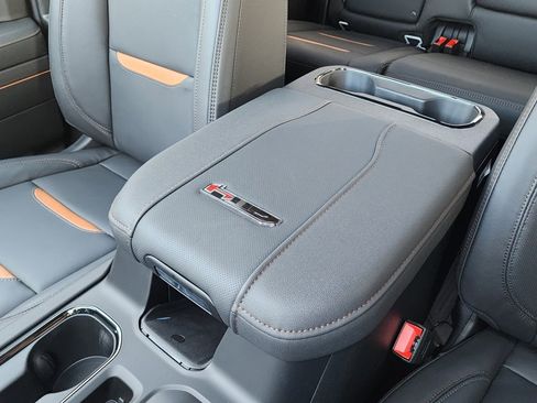 New 2026 GMC Sierra 2500 AT4 w/ AT4 Premium Plus Package image 33