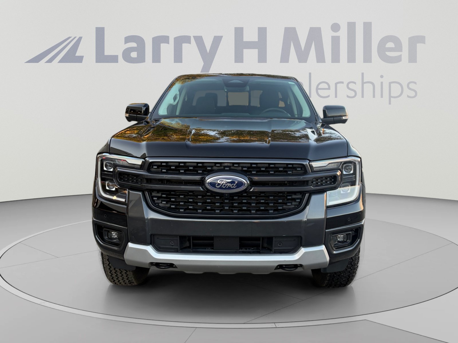 Used 2024 Ford Ranger Lariat w/ FX4 Off-Road Package AWD/4WD image 8