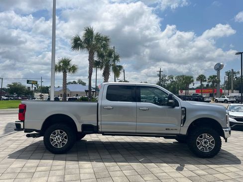 Used 2024 Ford F250 Lariat w/ Lariat Ultimate Package AWD/4WD image 7