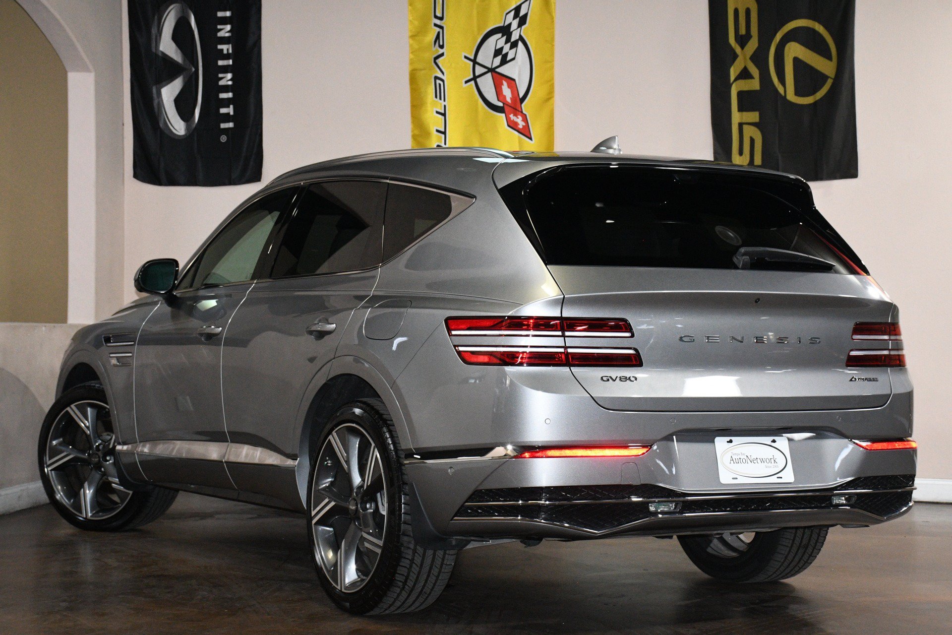 Used 2025 Genesis GV80 3.5T Prestige AWD/4WD image 6