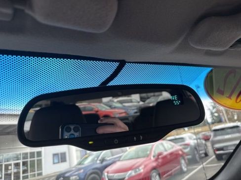 Used 2012 Chevrolet Colorado LT image 24