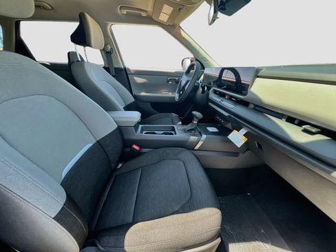 New 2027 Kia Seltos S FWD image 26