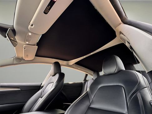 Used 2023 Tesla Model 3 Standard Range RWD image 15