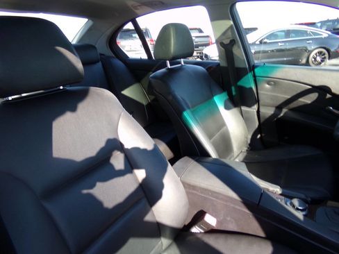 Used 2006 BMW 525xi Sedan image 29