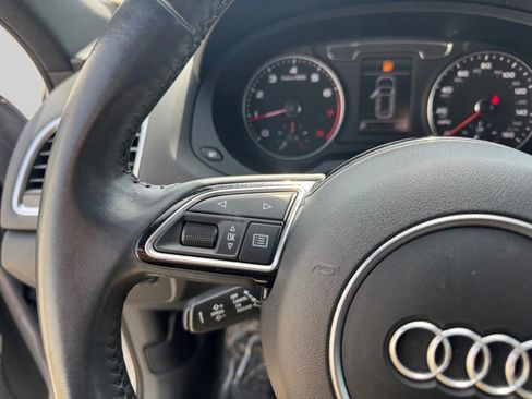 Used 2018 Audi Q3 2.0T Premium image 24