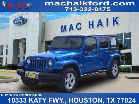 Used 2015 Jeep Wrangler Unlimited Sahara w/ Connectivity Group AWD/4WD image 1
