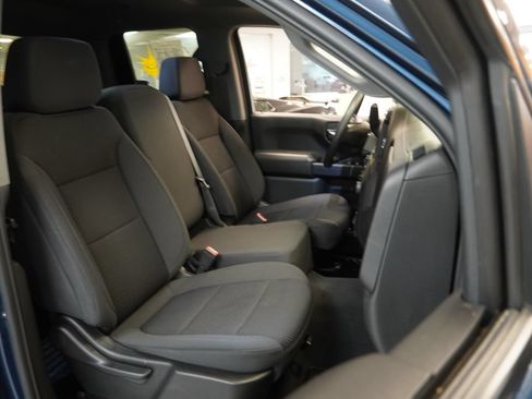 Used 2022 Chevrolet Silverado 1500 Custom AWD/4WD image 31
