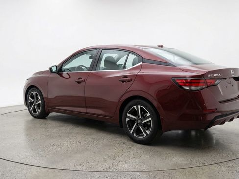 Used 2025 Nissan Sentra SV FWD image 6