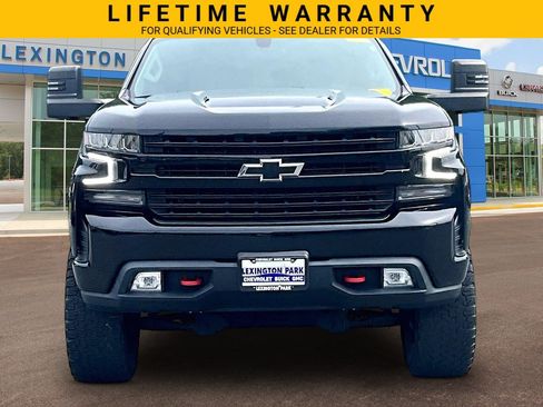 Used 2021 Chevrolet Silverado 1500 LT Trail Boss AWD/4WD image 3