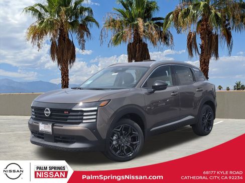 New 2026 Nissan Kicks SR w/ SR Premium Package FWD image 1