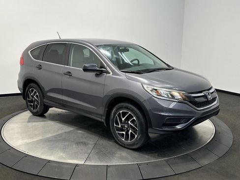 Used 2016 Honda CR-V SE image 2