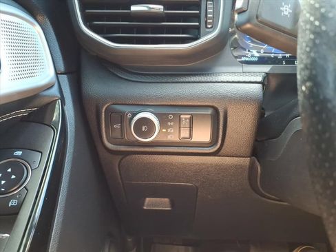 Used 2022 Ford Explorer ST w/ Equipment Group 401A AWD/4WD image 18