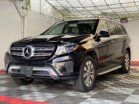 Used 2019 Mercedes-Benz GLS 450 4MATIC w/ Premium 1 Package image 3