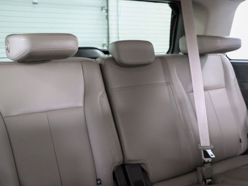 Used 2021 Ford Expedition XLT image 30