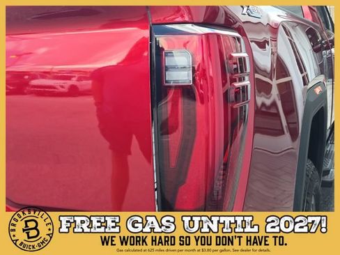 New 2026 GMC Sierra 2500 SLT w/ SLT Premium Package AWD/4WD image 8