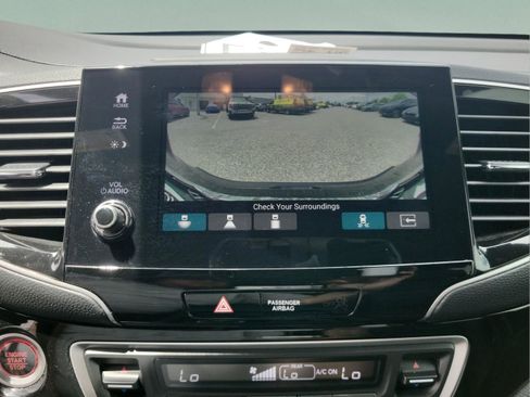 Certified 2024 Honda Passport Black Edition image 26