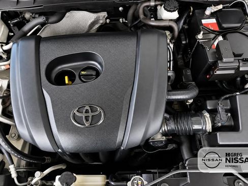 Used 2019 Toyota Yaris LE FWD image 13