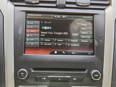 Used 2016 Ford Fusion SE image 13