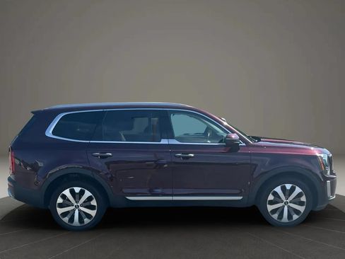 Used 2022 Kia Telluride S AWD/4WD image 7