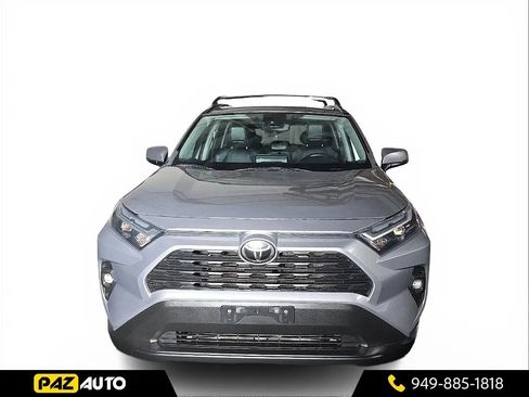 Used 2022 Toyota RAV4 XLE Premium FWD image 8