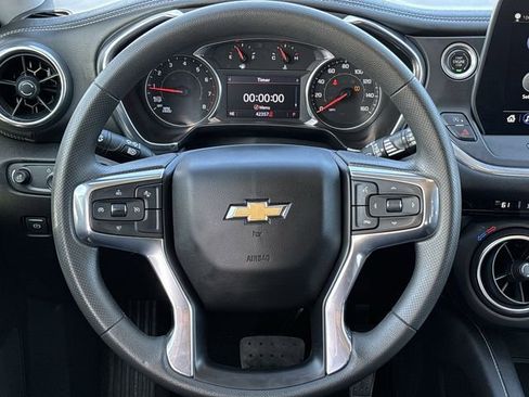 Used 2023 Chevrolet Blazer LT image 13