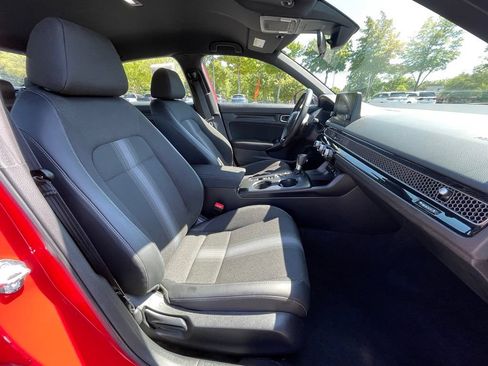 Used 2025 Honda Civic Sport image 32