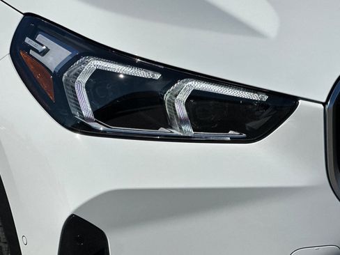 Used 2025 BMW X1 xDrive28i w/ Convenience Package image 10