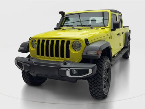 Used 2023 Jeep Gladiator Sport w/ Trailer Tow Package AWD/4WD image 4