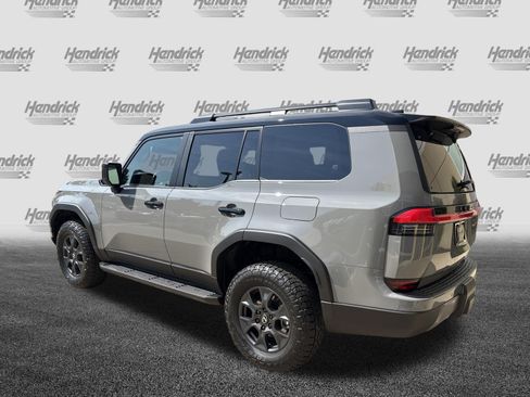 Certified 2026 Lexus GX 550 AWD/4WD image 8