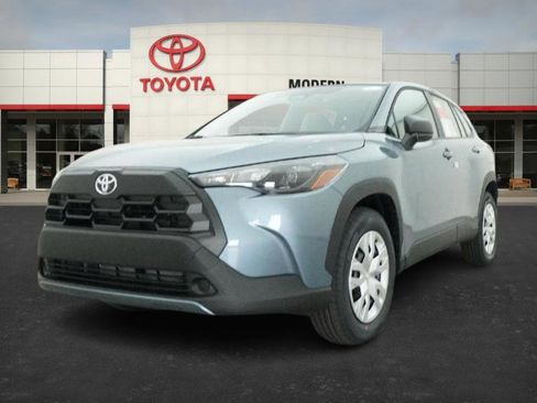 New 2026 Toyota Corolla Cross L image 5