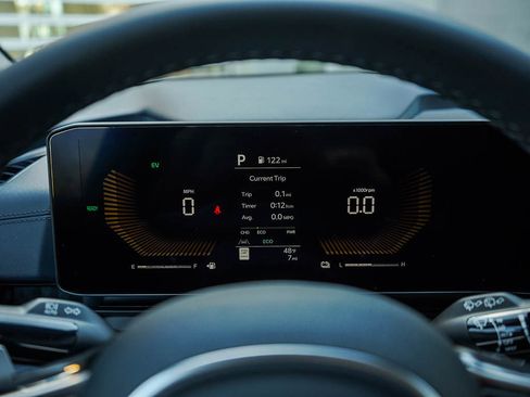 New 2026 Kia Carnival EX image 24