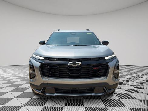 New 2026 Chevrolet Equinox RS w/ Convenience Package III FWD image 8
