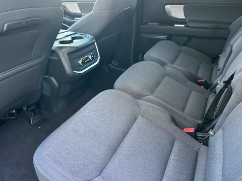 Certified 2025 Ford Expedition Active RWD image 4