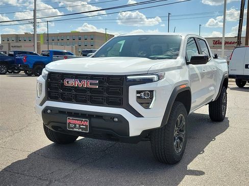 New 2025 GMC Canyon Elevation w/ Convenience Package image 4