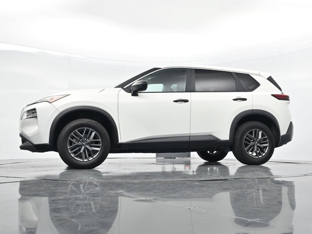 Used 2023 Nissan Rogue S FWD image 29