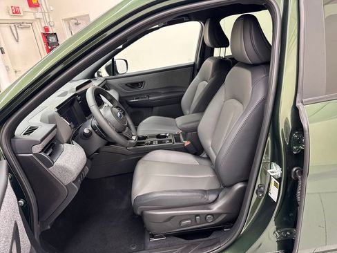 Used 2026 Subaru Outback Premium AWD/4WD image 13