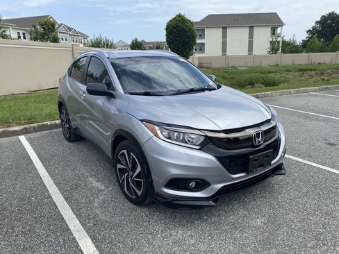 Used 2019 Honda HR-V Sport image 15