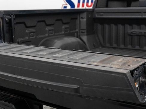 Used 2022 GMC Sierra 1500 AT4X image 10