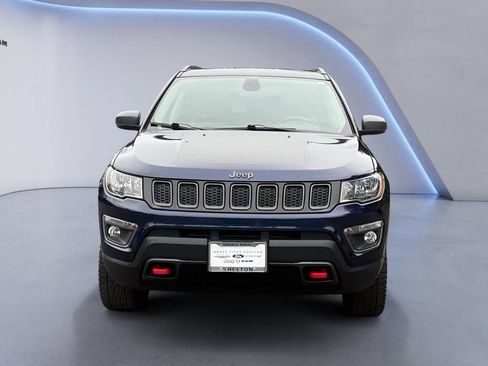 Used 2019 Jeep Compass Trailhawk w/ Cold Weather Group AWD/4WD image 9