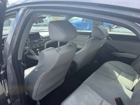 Used 2019 Honda Accord LX image 11