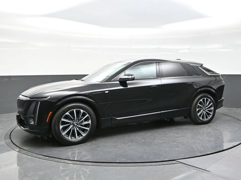Certified 2024 Cadillac Lyriq Sport w/ LPO, Floor Liner Package AWD/4WD image 3
